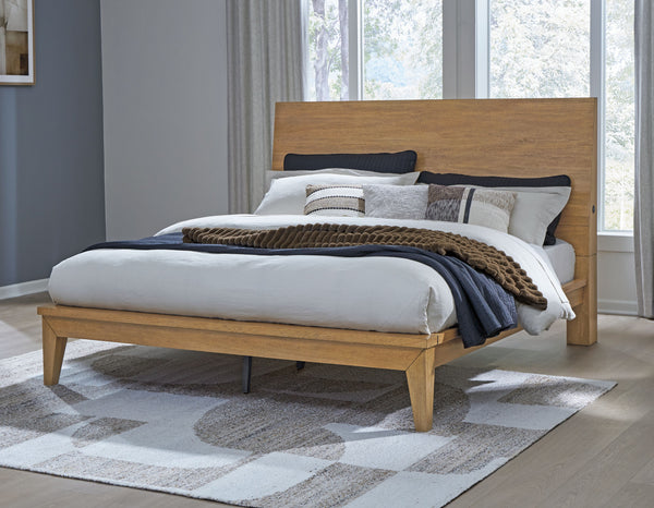  this California king panel bed is the ideal option. Its soft and simple finish has a laid-back sensibility