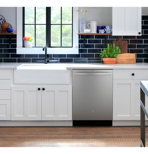 GE® ENERGY STAR® Top Control Hybrid Tub Dishwasher with Dry Boost & 52 dBA