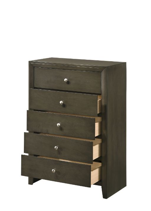  featuring a modern slatted headboard design