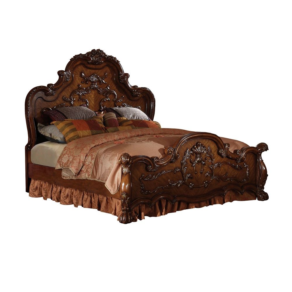 The Dresden Traditional Collection features highly decorative carving inlay veneers, claw feet design, hand brushed golden contrast details. Carefully crafted in selected wood and veneers, perfectly suited for your master bedroom.<br/><br/><b>Product Feat