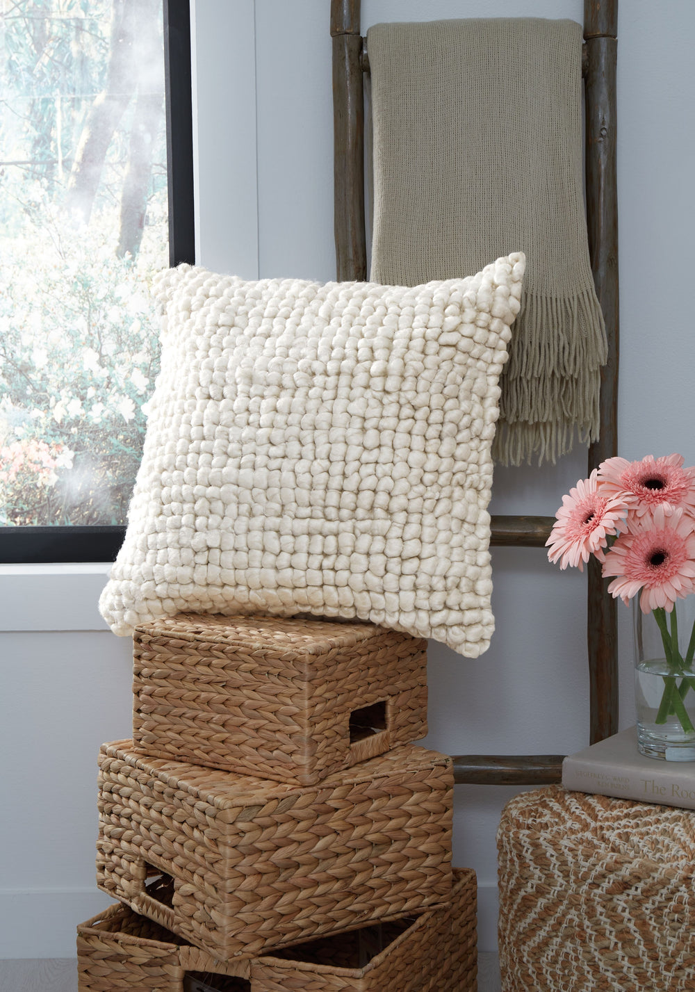 Bring textural interest to your decor with the visual intrigue of this pillow. Its luxuriously looped design is utterly charming, adding a relaxed sense of style wherever it-'s placed.<br/><br/><b>Product Features</b><ul><li>Face made of wool/polyester/co