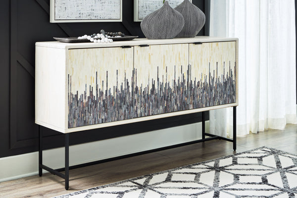  with a strip pattern in white