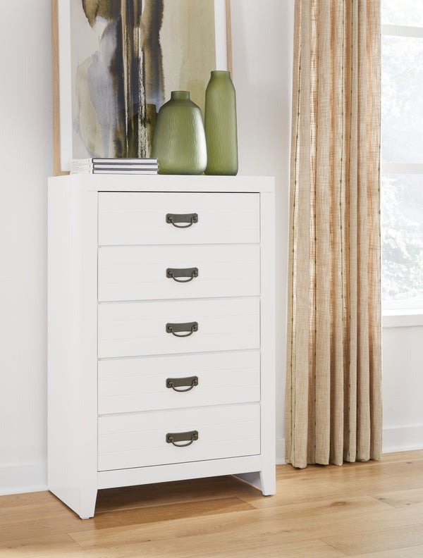  white finish conveys an easy-breezy sensibility