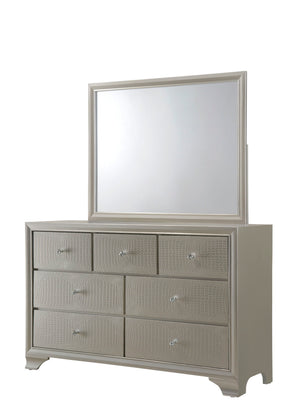 Lyssa - Queen 5 Piece Bedroom Set - Champagne