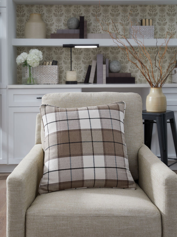  while the soft texture adds a cozy feel. It-'s perfect for layering with other patterns or adding a touch of personality to a solid-colored sofa or bed.<br/><br/><b>Product Features</