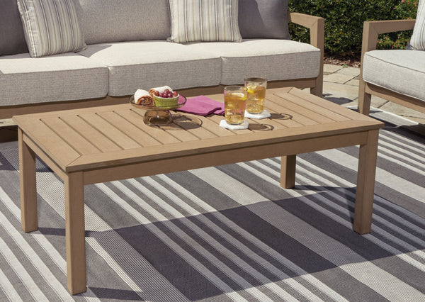  this piece echoes your easygoing sensibilities. Combining durable
