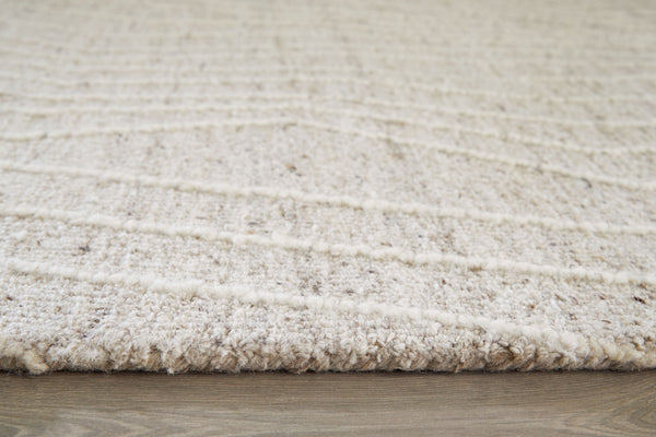 Varahill - Gray / Ivory - Medium Rug