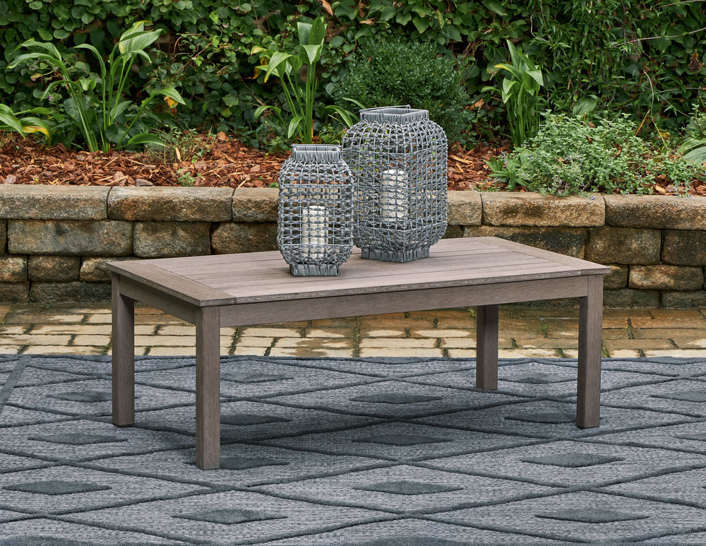This coffee table is a stylish outdoor piece with staying power. Built for longevity with Weatherwood, a synthetic material with the appearance of wood, it indulges you in contemporary design without sacrificing durability. Stunning form and canâ€™t-miss 