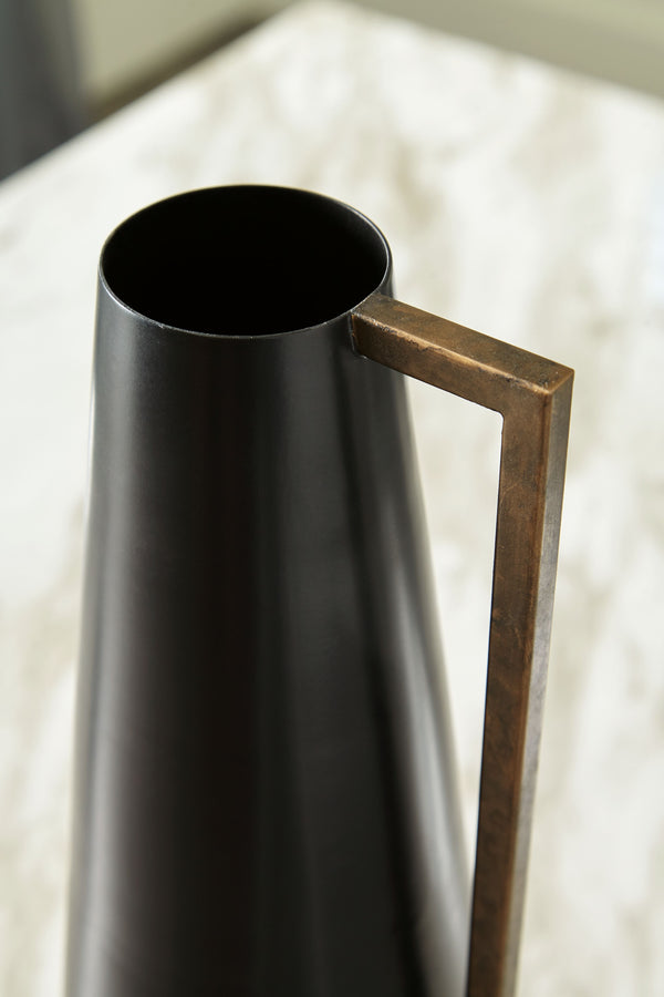 Pouderbell - Black / Gold Finish - Vase - Medium