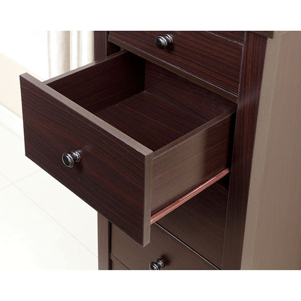 Launces Chest