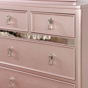 Avior Chest