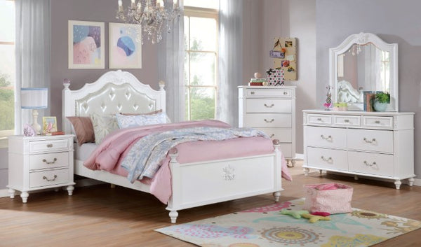 Belva Chest