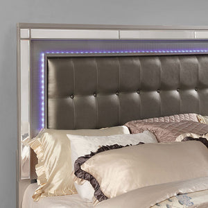 Brachium Dresser