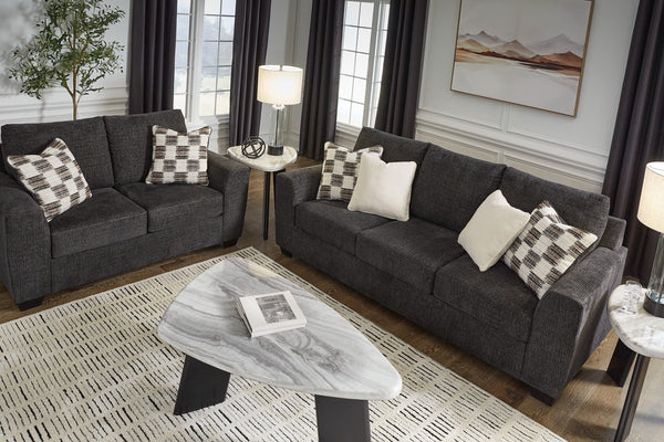 Loreo Loveseat