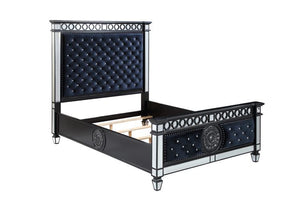  Storage: 1 Open Compartment