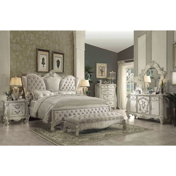  nailhead trim accents