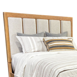 Escape - Bedroom Queen Panel Bed 2 Nightstands Dresser With Mirror And Chest - Glazed Natural Oak