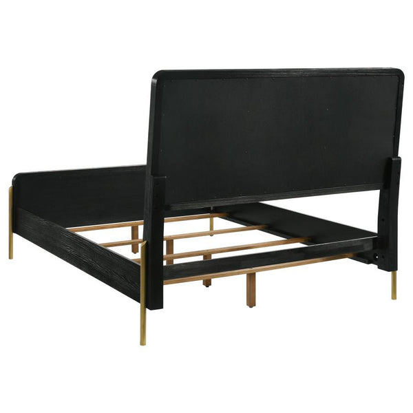 Arini - 5 Piece California King Bedroom Set - Cream And Black