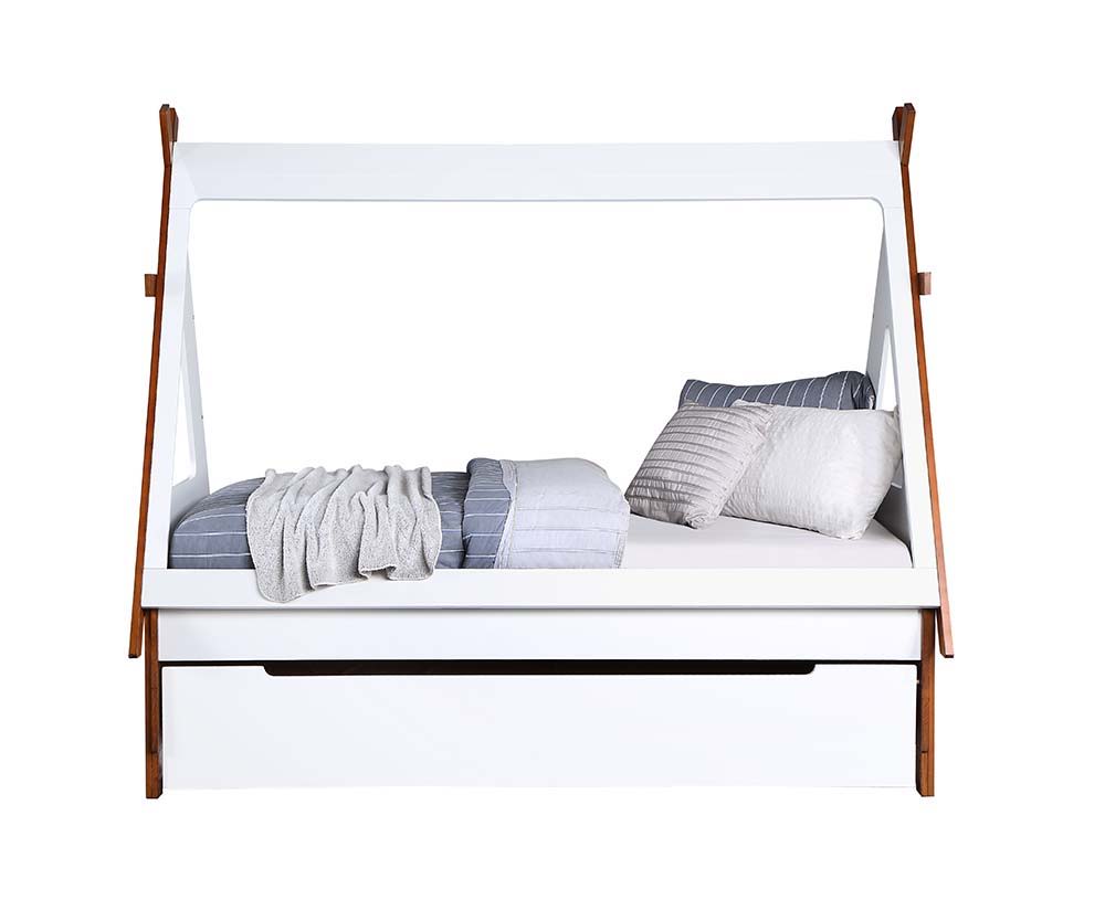 The Loreen bed is a tent and a bed all in one. The Loreen bed combines all the comfiness of a child-'s bed with the adventure of a teepee. With a two-tone construction that highlights the wood-'s natural grain, it-'s the perfect blend of function and fun.