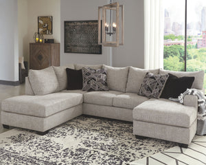 As much as you love clean-lined, modern furniture, you want to keep the vibe relaxed and comfortable. Rest assured, this sectional has that look and feel mastered. Perfect for fashion-forward family rooms, where everyone is welcome to kick back, this desi