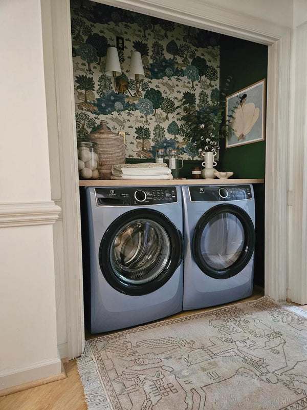Front Load Perfect Steam™ Gas Dryer with Instant Refresh – 8.0 Cu. Ft.
