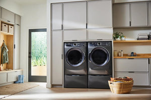 Front Load Perfect Steam™ Gas Dryer with LuxCare® Dry and Instant Refresh – 8.0 Cu. Ft.