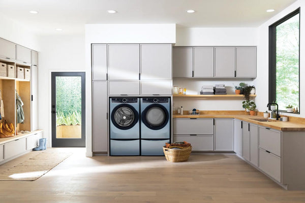 Front Load Perfect Steam™ Washer with LuxCare® Wash - 4.5 Cu. Ft.