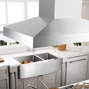 30" ZLINE CrownSound™Ducted Vent Island Mount Range Hood in Stainless Steel with Built-in Bluetooth Speakers (KL3iCRN-BT-30)