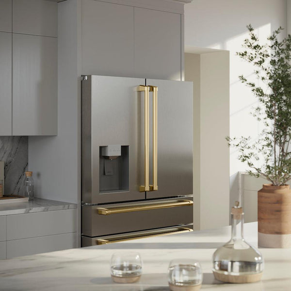 ZLINE 36" Autograph Edition 21.6 cu. ft 4-Door French Door Refrigerator with Water and Ice Dispenser in Fingerprint Resistant Stainless Steel with Gold Accents (RFMZ-W-36-G)