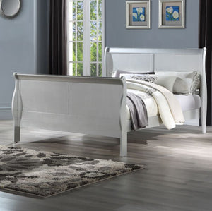 Louis Philippe III - Eastern King Bed - Platinum