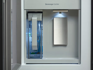 Bespoke 4-Door Flex™ Refrigerator (29 cu. ft.) with Beverage Center™ with Customizable Door Panel Colors