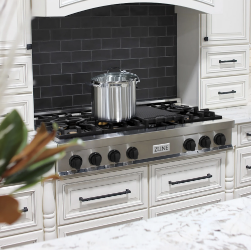 ZLINE Autograph Edition 48" Porcelain Rangetop with 7 Gas Burners in Stainless Steel and Matte Black Accents (RTZ-48-MB)