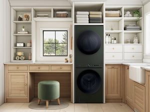 Bespoke AI Laundry Hub 5.3 cu. ft. Ultra Capacity Single Unit Washer with AI OptiWash and 7.6 cu. ft. Gas Dryer in Satin Green