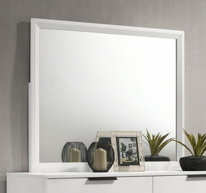  with smooth trim and open corners. A white finish is fresh and contemporary