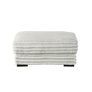  offering both style and functionality. Crafted from 100% white polyester fabric with a plush