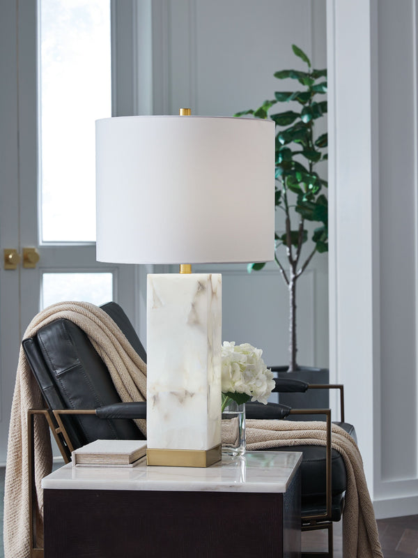  the piece makes a style statement whether it-'s sitting pretty atop an end table or flanking the sofa.<br>