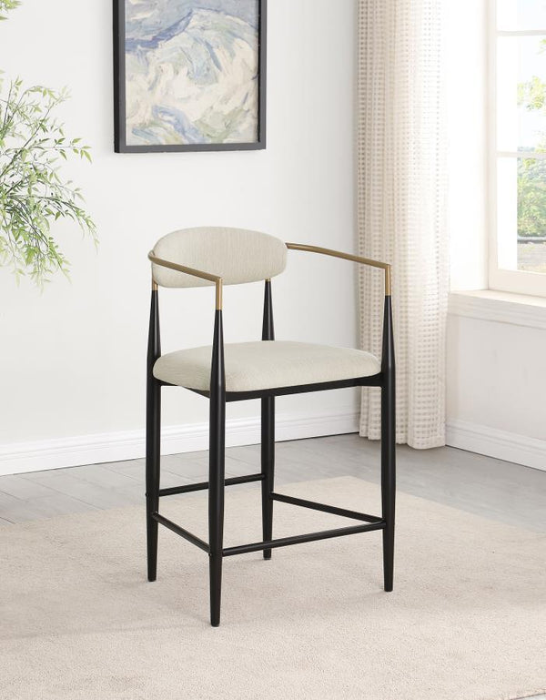  airy ambiance with an open back and slim