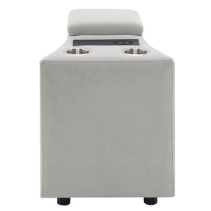  Wireless Charge & USB Port</li></ul><br/>