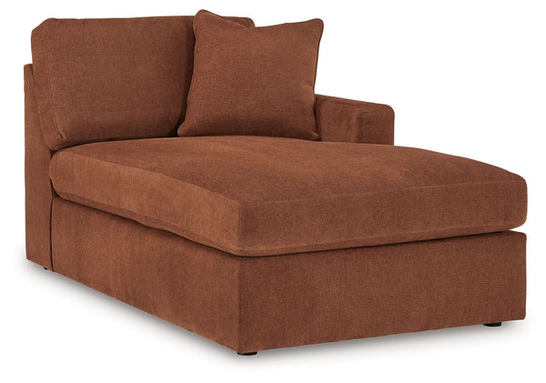 Modmax - Spice - 8-Piece Sectional With Raf Corner Chaise And Audio System Console
