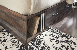  rustic and industrial styles can make one happy marriage. Case in point: this king panel bed with storage. A refined take on barn board beauty