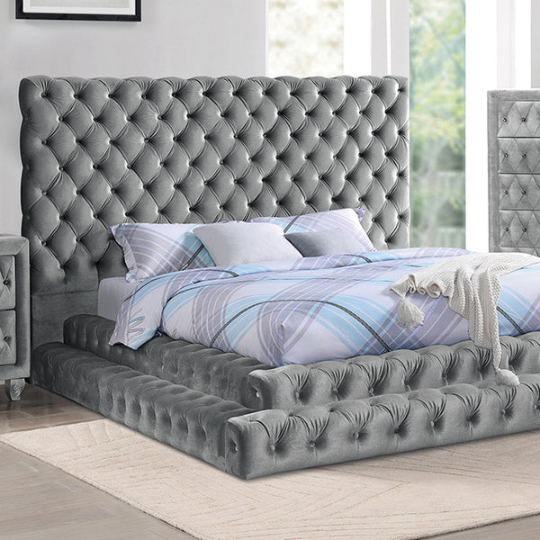 Stefania E.King Bed