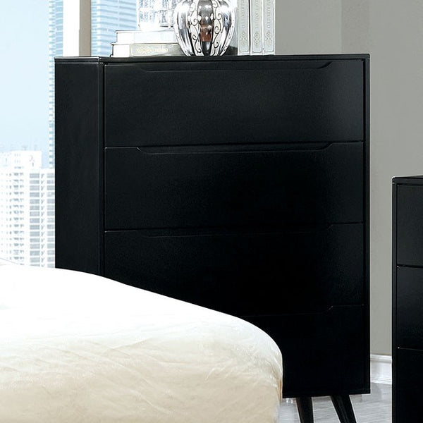 Lennart Chest