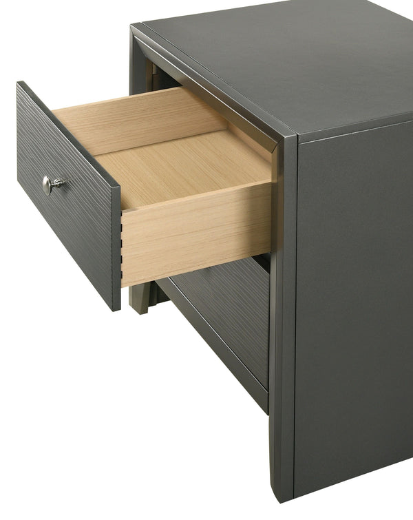 Denker - King 5 Piece Bedroom Set - Gun Metal