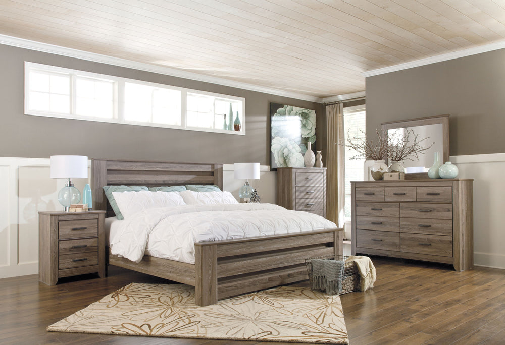 Urban sophistication with a decidedly relaxed air. If effortless elegance is the impression youâ€™re going for, this king poster bed is custom made to fit your space. Itâ€™s got the crisp, clean lines of a contemporary piece, but with softly weathered ele