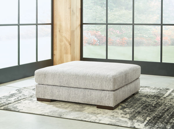  sectional or chair