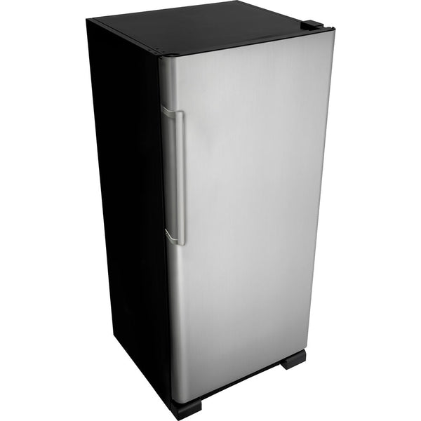 17 cuft Apartment Size Refrigerator, Two See-Thru Crispers, ESTAR