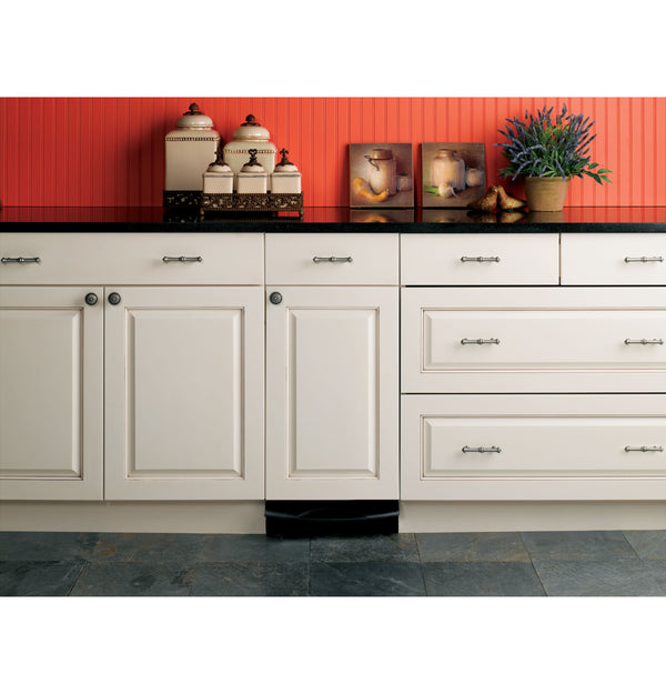 Universal 15" Panel-Ready Built-In Compactor