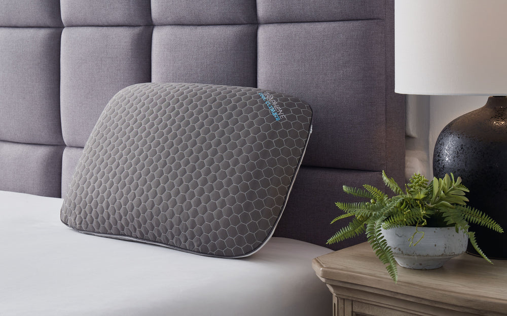 This pillow offers twice the comfort for a restful night-'s sleep. Its dual-sided cover offers a cooling fabric on one side and a moisture-wicking material on the other. The pillow-'s graphene-infused memory foam provides unmatched cooling.<br/><br/><b>Pr