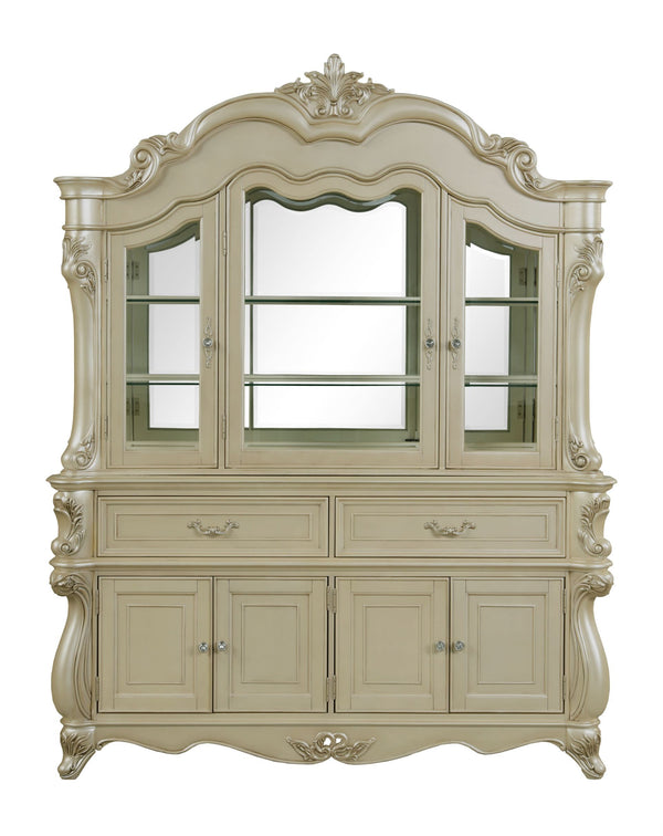  ensuring exceptional strength and durability. Reflecting the opulence of classic 