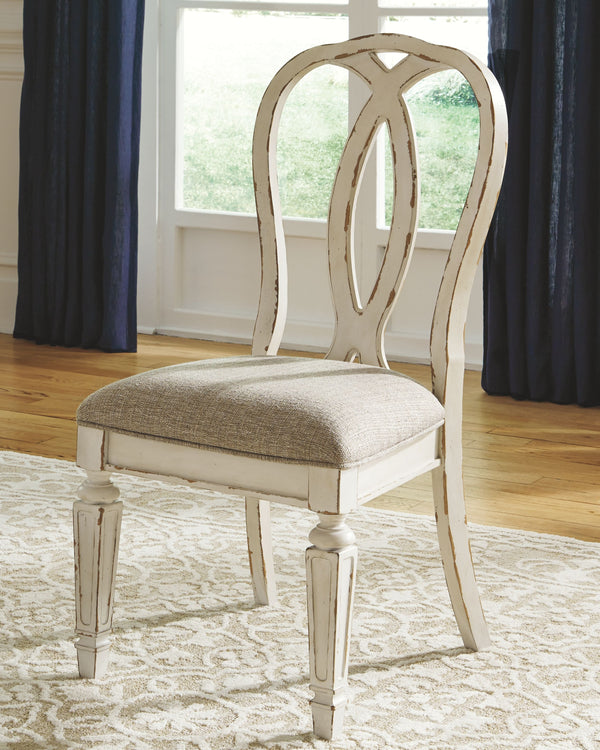 Realyn - White - 8 Pc. - Extension Table